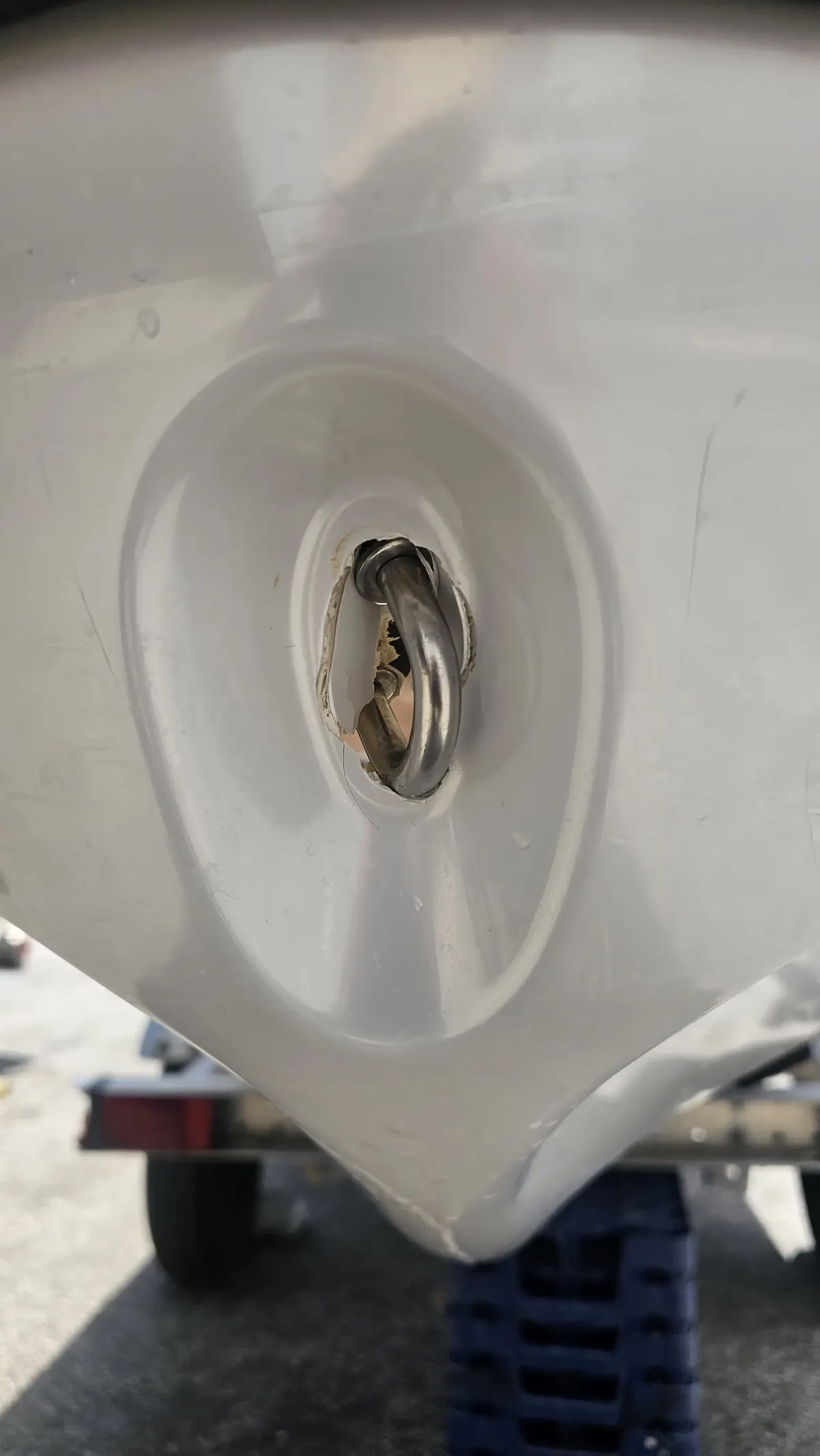 Boat tip before fiberglass repair